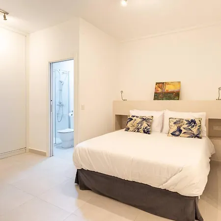 Spacious 3 Bedroom Apartment