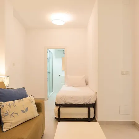 Spacious 3 Bedroom *